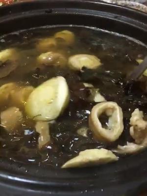 明天让广西小姐姐去人事部报道,她非要请我宵夜感谢我,帮助你不需你回报,只希望以后你有能力的