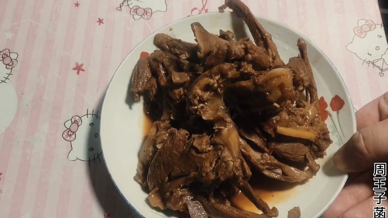 #美食#这样做出来的香辣鸭架,我一个人能吃一盘,你能吃多少?