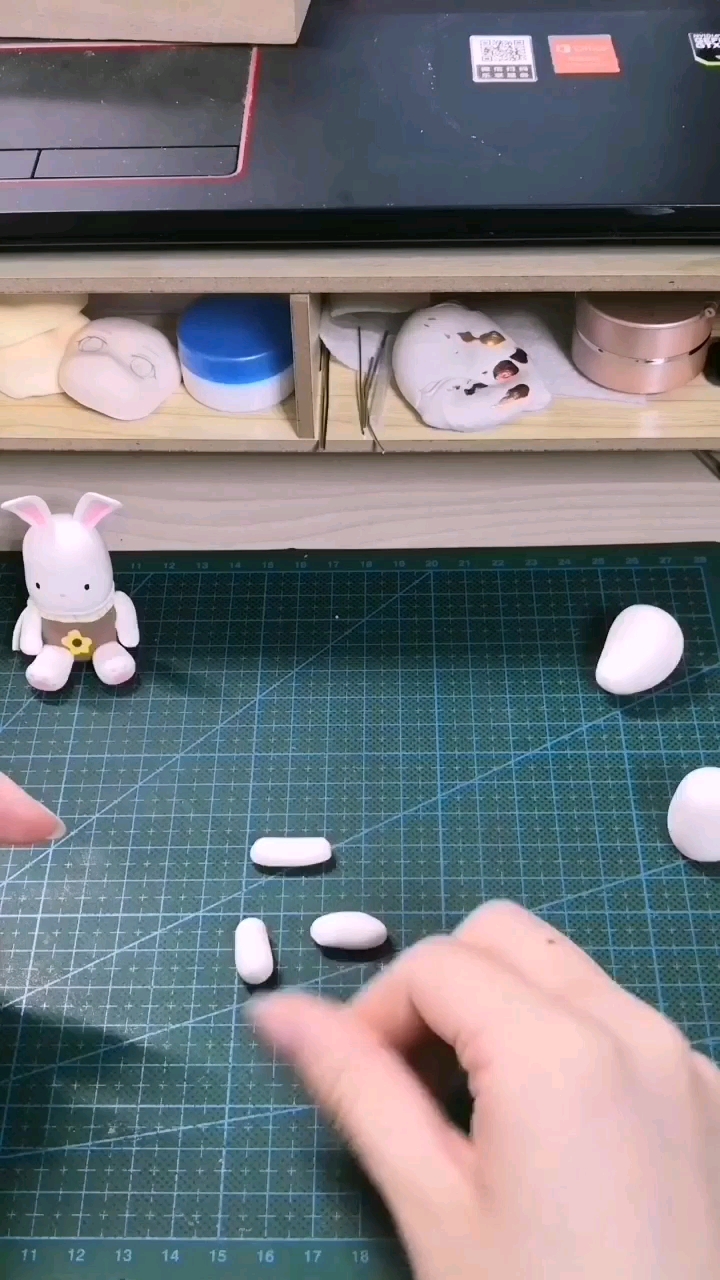 用超轻粘土做个小熊宝宝~