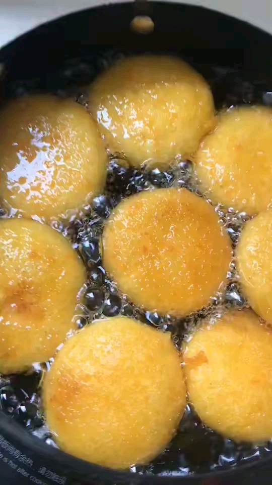自己做的南瓜饼