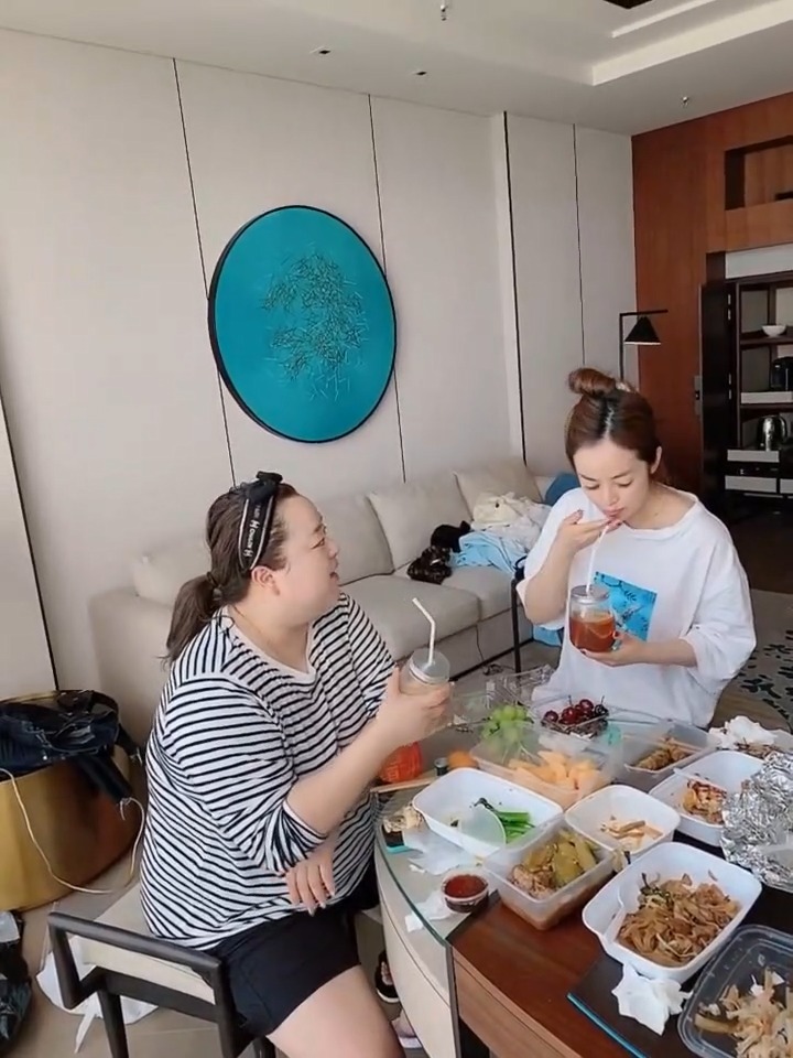 #奶茶#有谁跟我一样喝个奶茶都会失眠的