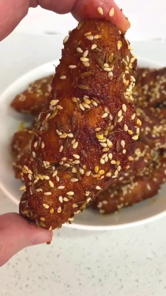 奥尔良孜然鸡翅太好吃了好下饭可以试试呦