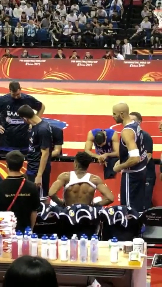 字母哥的一身肌肉,羡慕啊