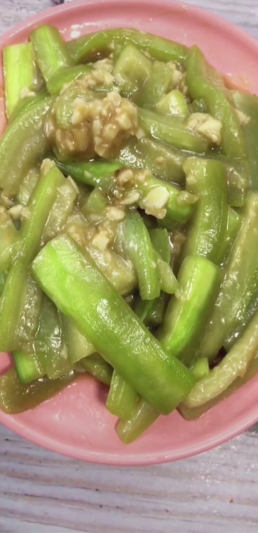蒜蓉炒丝瓜,低卡低热量