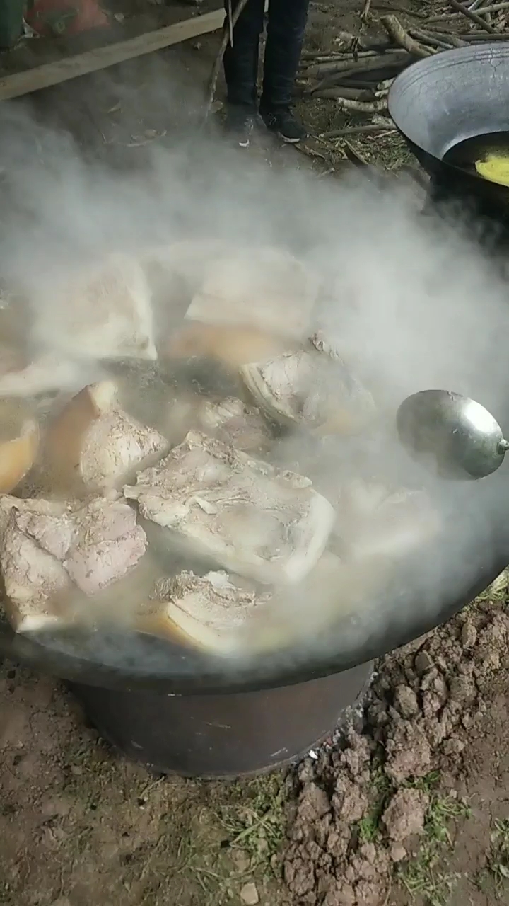 煮熟的羊肉150一斤