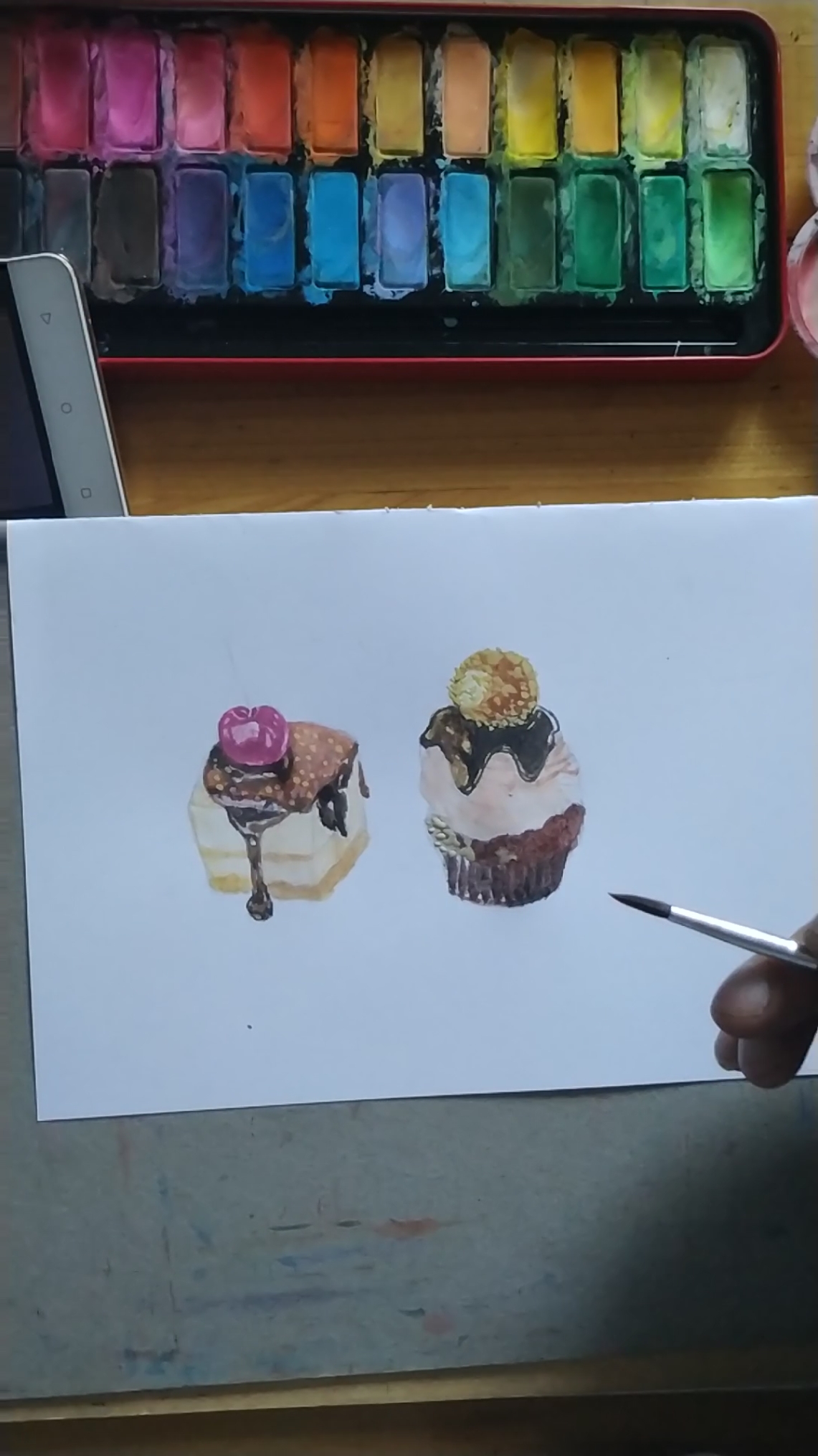 今天我奶奶过生日,画了块蛋糕,祝福她生日快乐