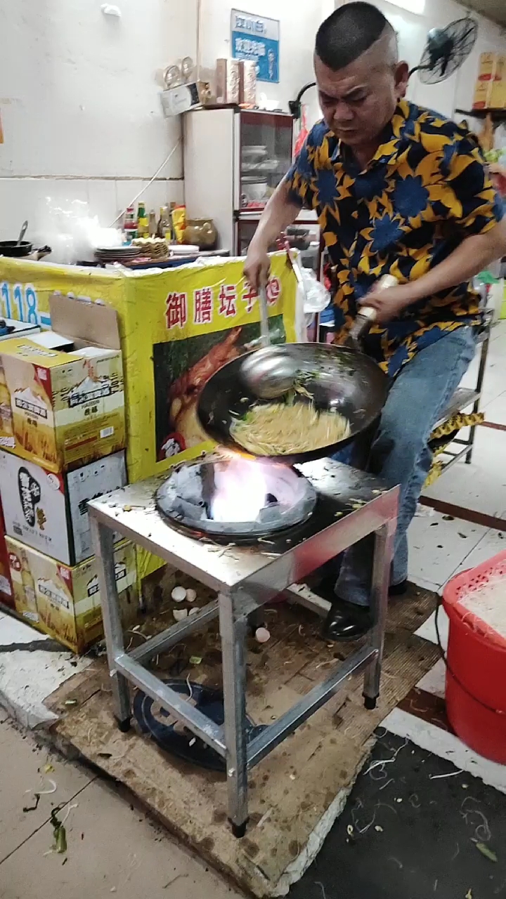 这厨师手艺厉害
