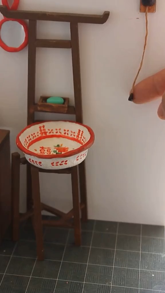 这是一道川菜里面比较有名的凉菜:棒棒鸡