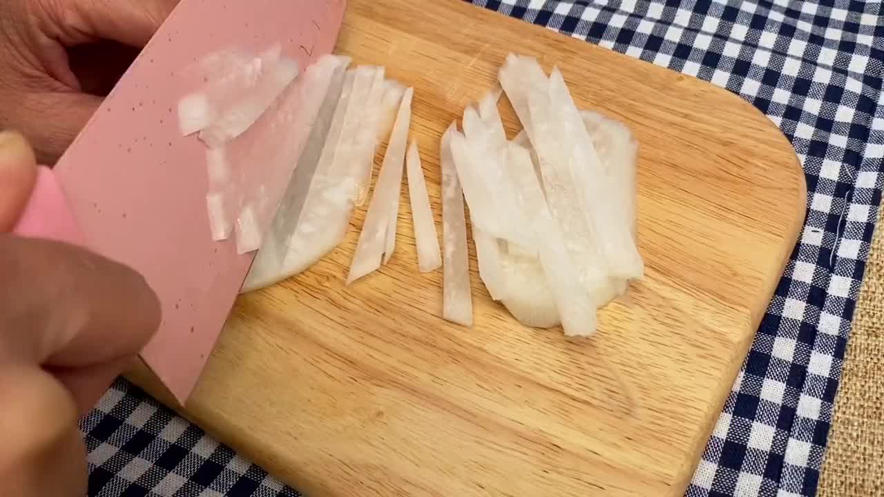 黄磊煎蛋萝卜汤简简单单分钟搞定美食推荐美食趣味计划美食分享官谢娜赵丽颖