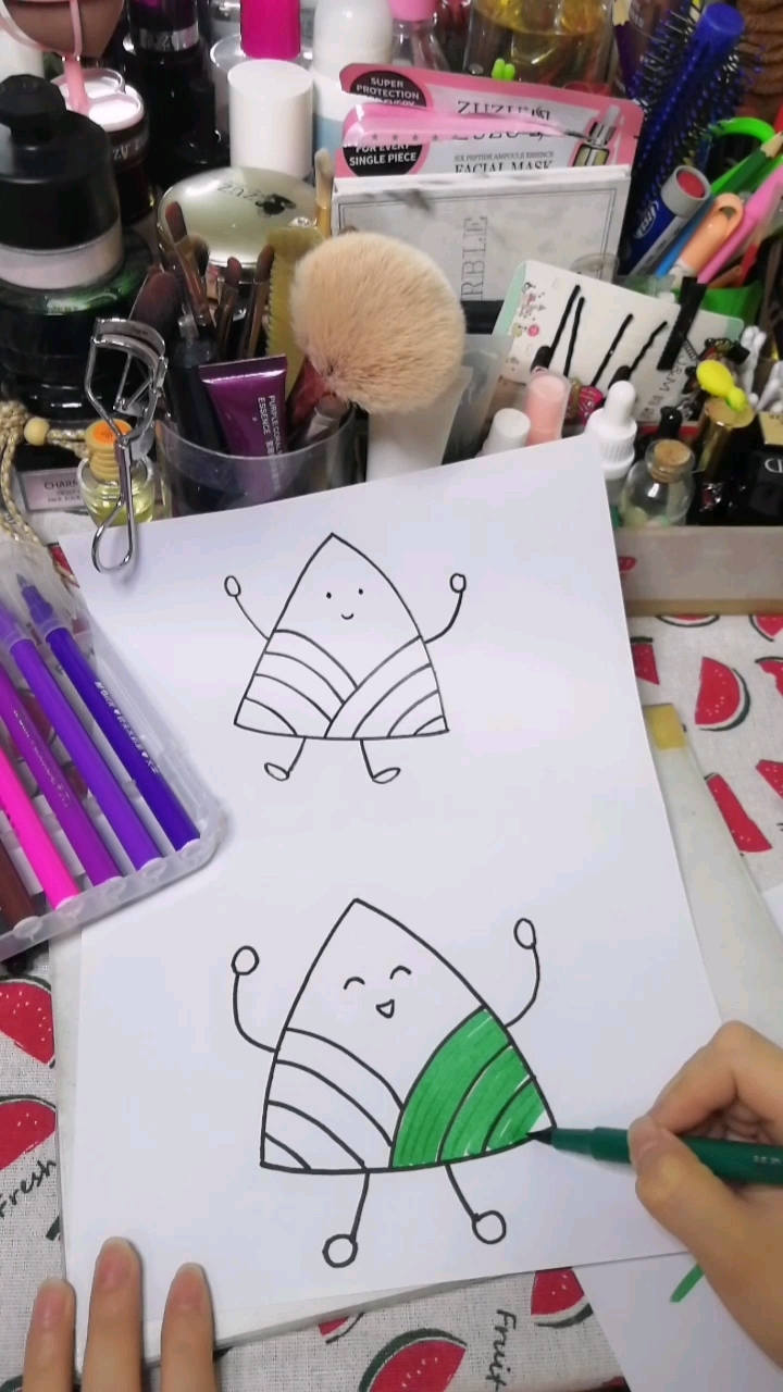  端午节你们哪儿吃什么?我们这儿是吃“糯米粑粑”。  准备画稿教宝贝画,get