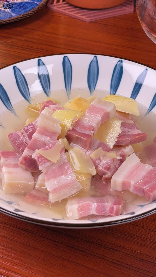 你们要的教程来了,这个咸肉春笋汤做法简单,鲜美好吃!