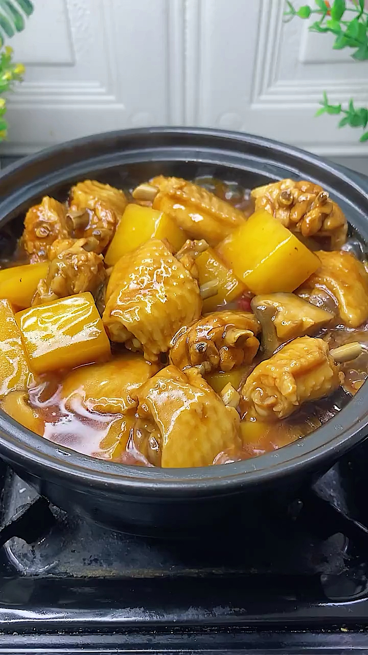 #美食记#鸡翅这样做,真的太美味了!