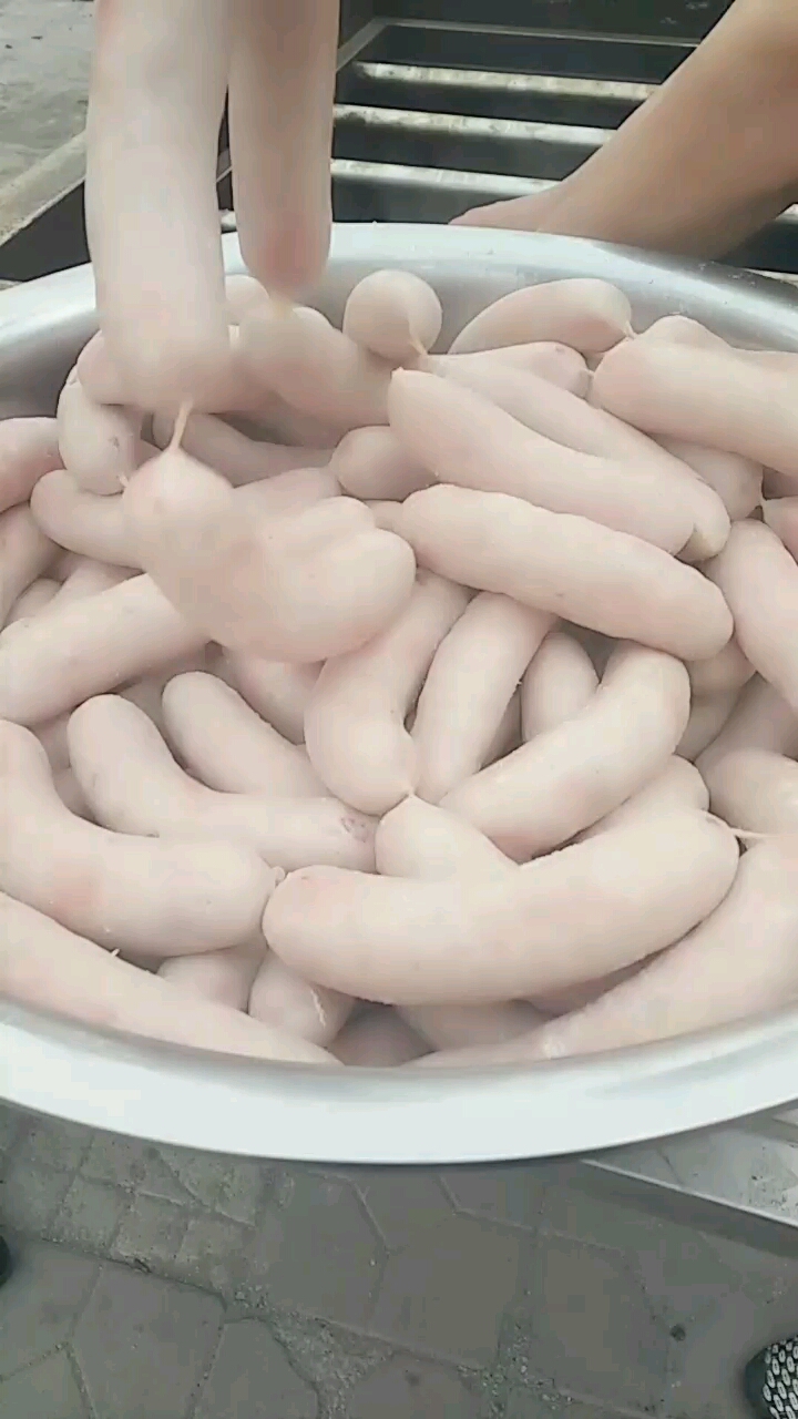 香香的肉肠走起!!