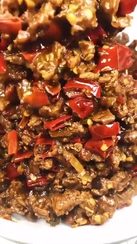 一道家庭版的麻辣牛肉酱,做出来微辣超级香