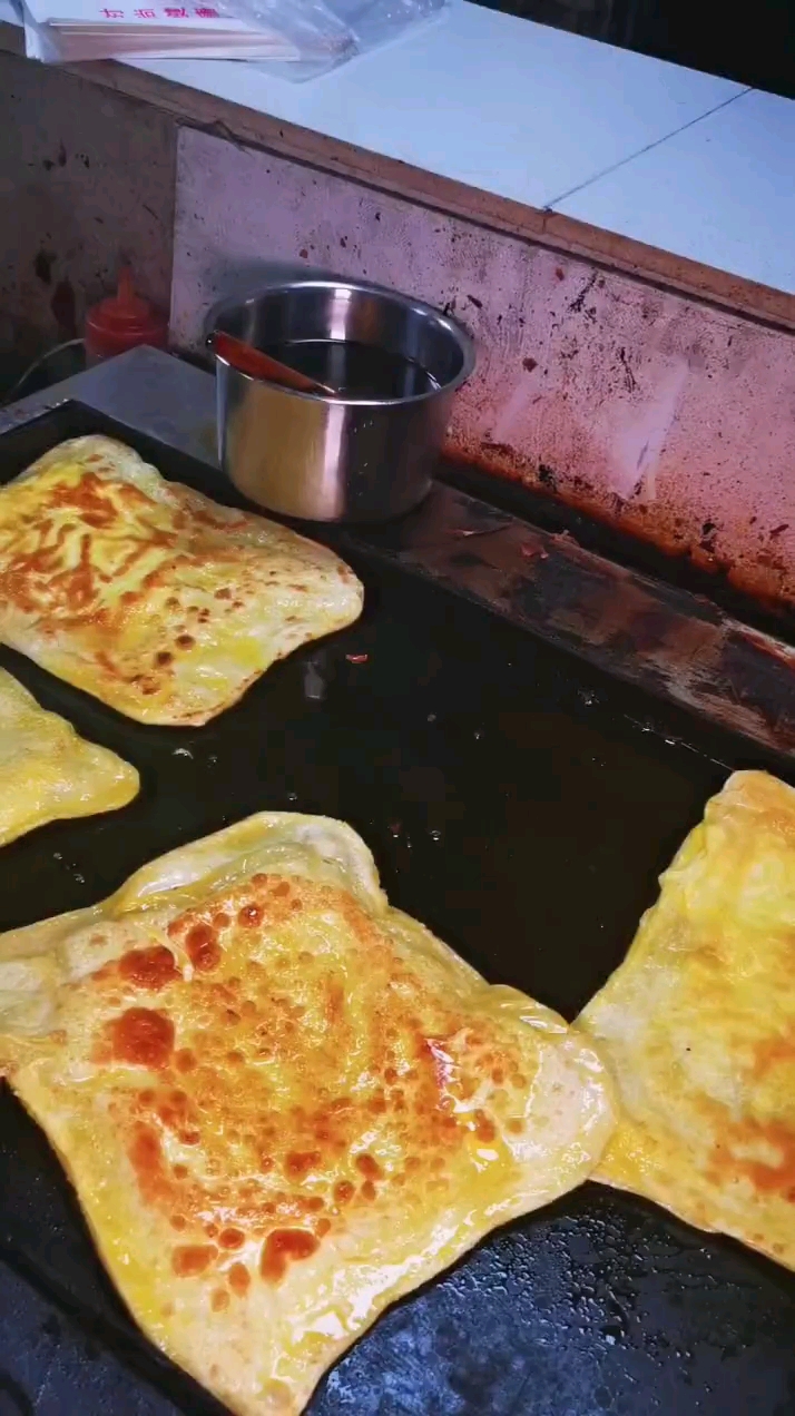 #表情大比拼#简单易学鸡蛋灌饼教程