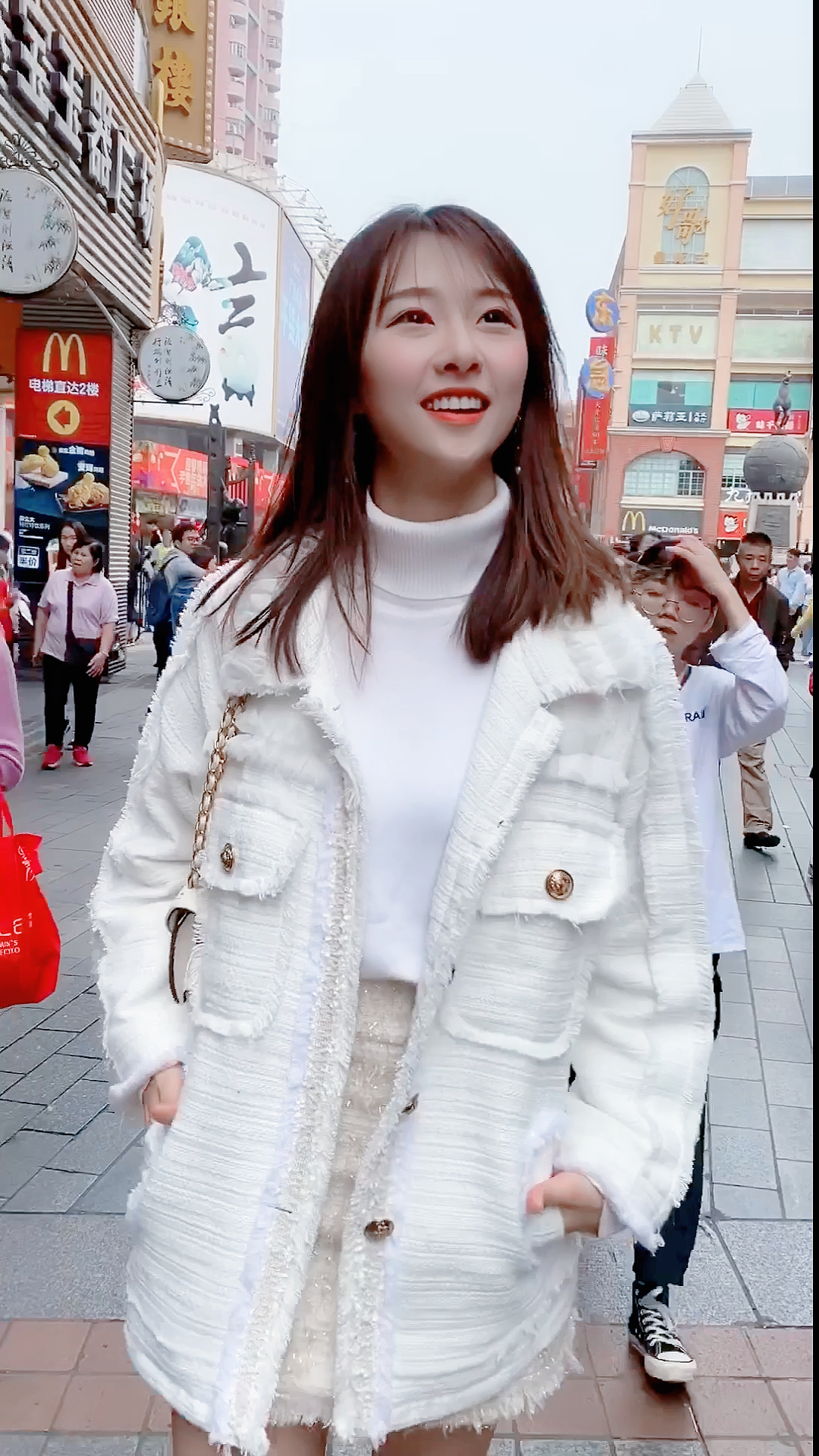 一个人逛街的感觉