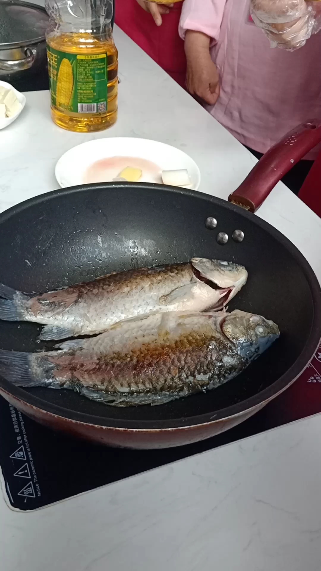 鲫鱼豆腐汤,