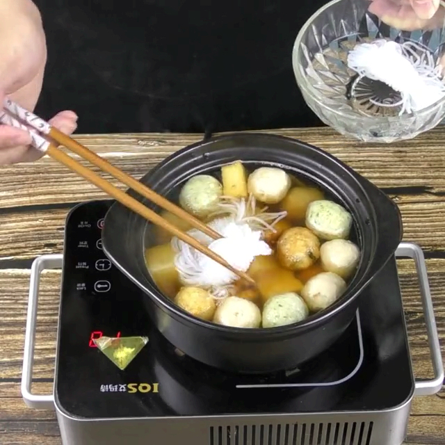 #火锅#佰腾百味之关东煮串串丸子佰腾百味万物皆自然之味～