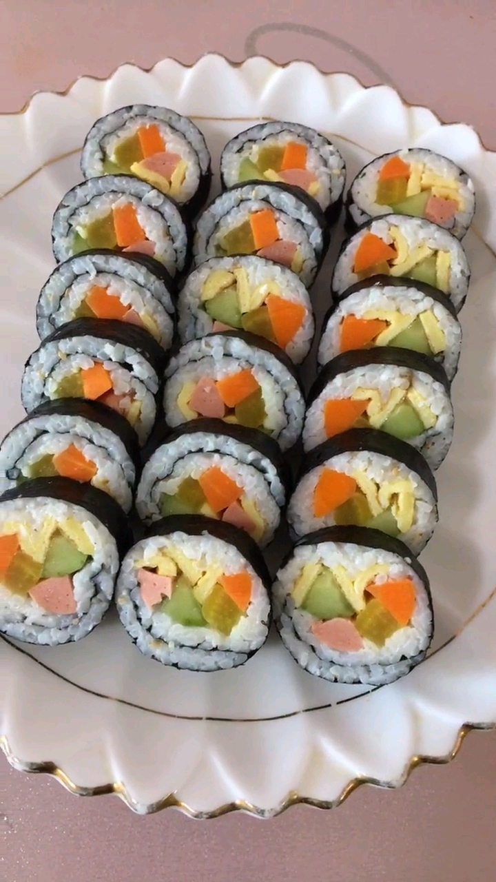 紫菜包饭的做法
