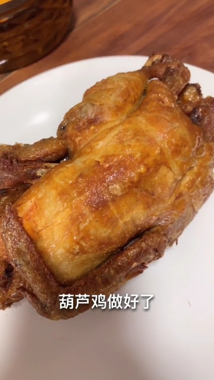 葫芦鸡是陕西的传统名菜