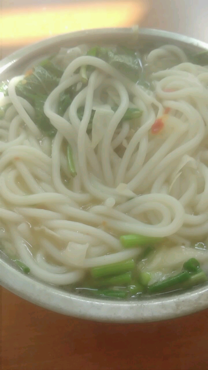 攀枝花老盐边羊肉米线,羊肉呢 