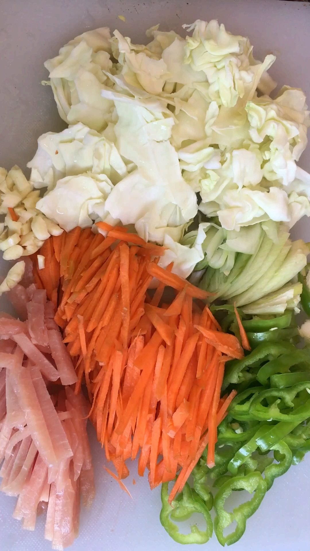 #我的秘密食谱#一个人的午餐,有肉有菜有面,营养也足够