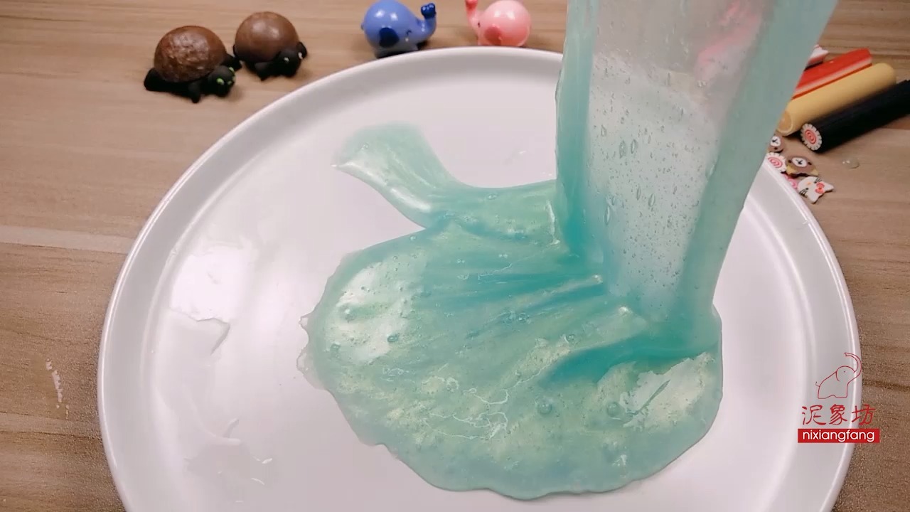最喜欢的一款仙气假水,制作过程充满乐趣,有荧光效果