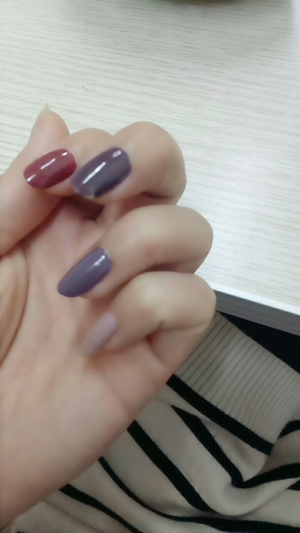 别人都是露胸露脸的我露各指甲可以不