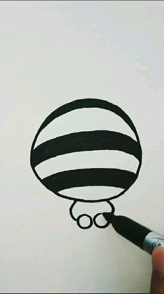 画蜘蛛简笔画教程