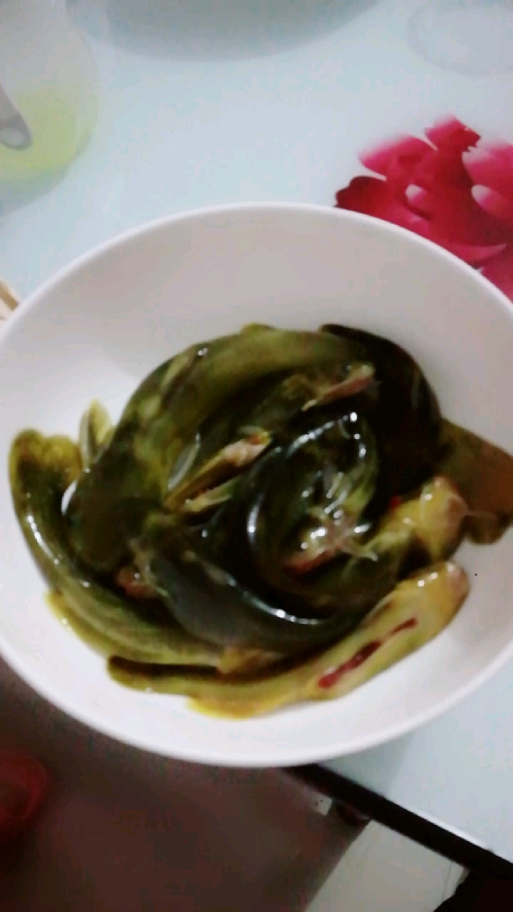 今天刚钓的纯野生黄骨鱼!