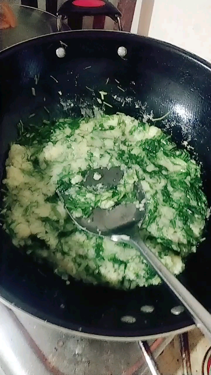 回香菜吵土豆真好吃