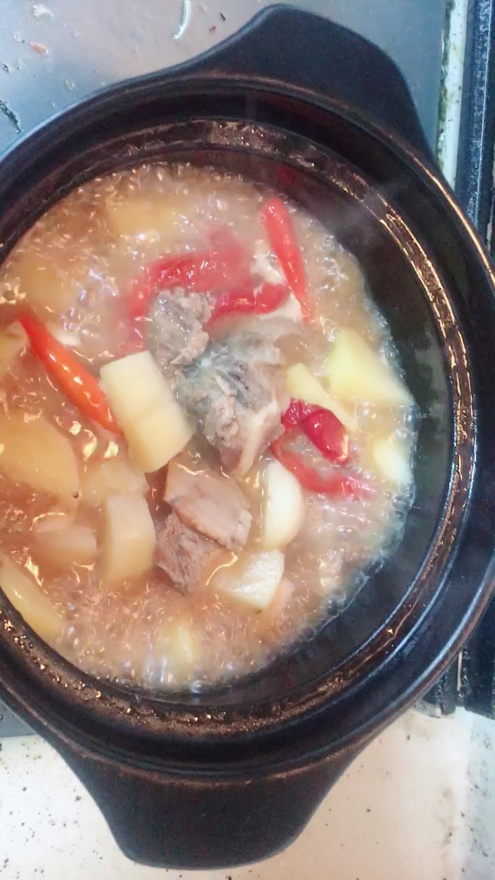 砂锅土豆炖排骨