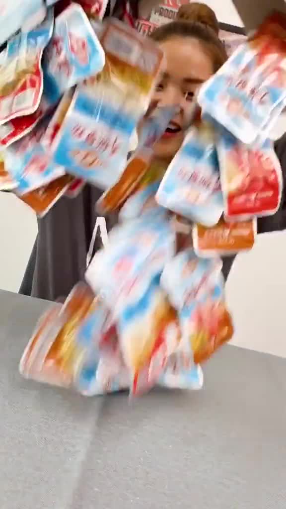 手撕蟹柳香辣麻辣烧烤原味四种口味香辣味蟹柳能辣哭你信不信美食趣胃计划