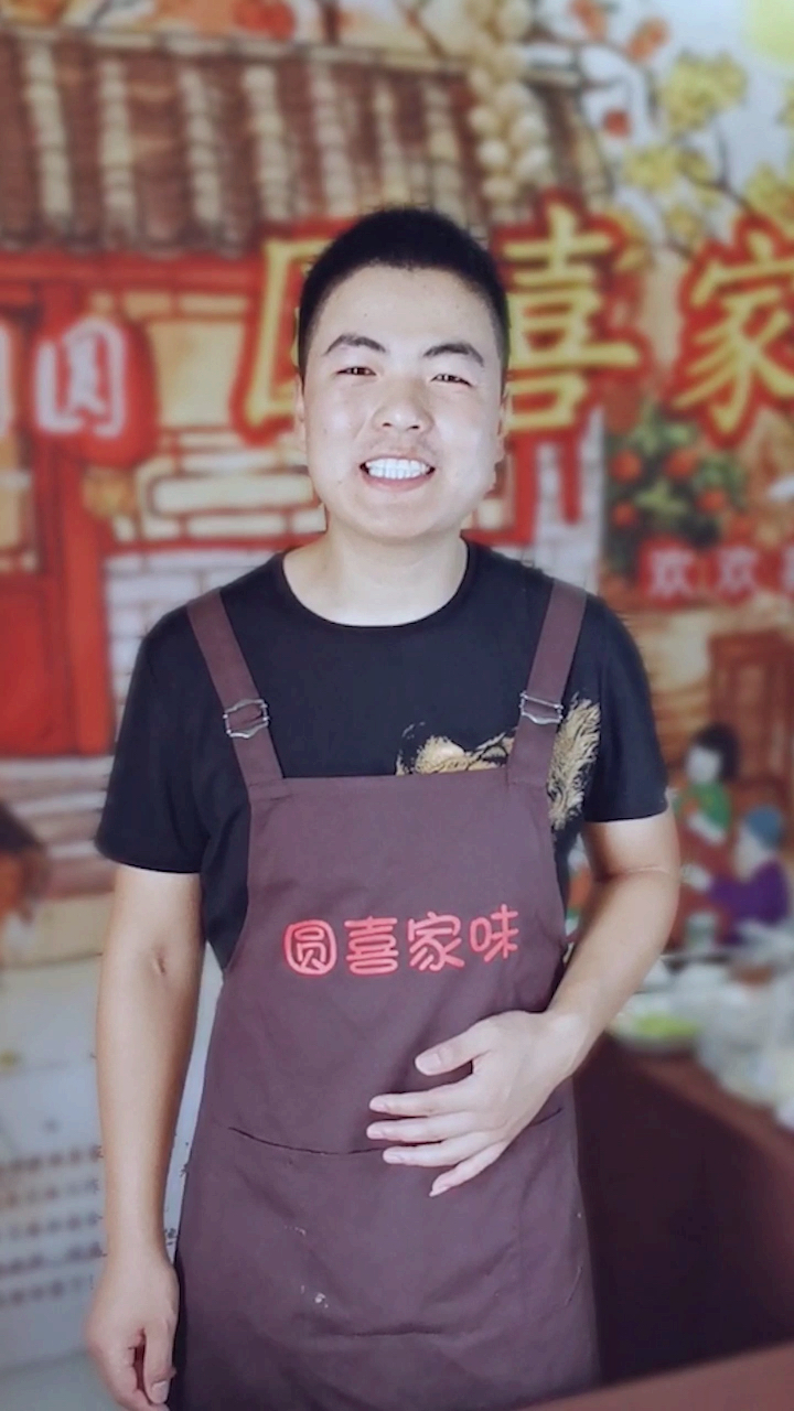 #家乡特色美食#今天给大家分享一道家常美味 五彩鸡丝拌面