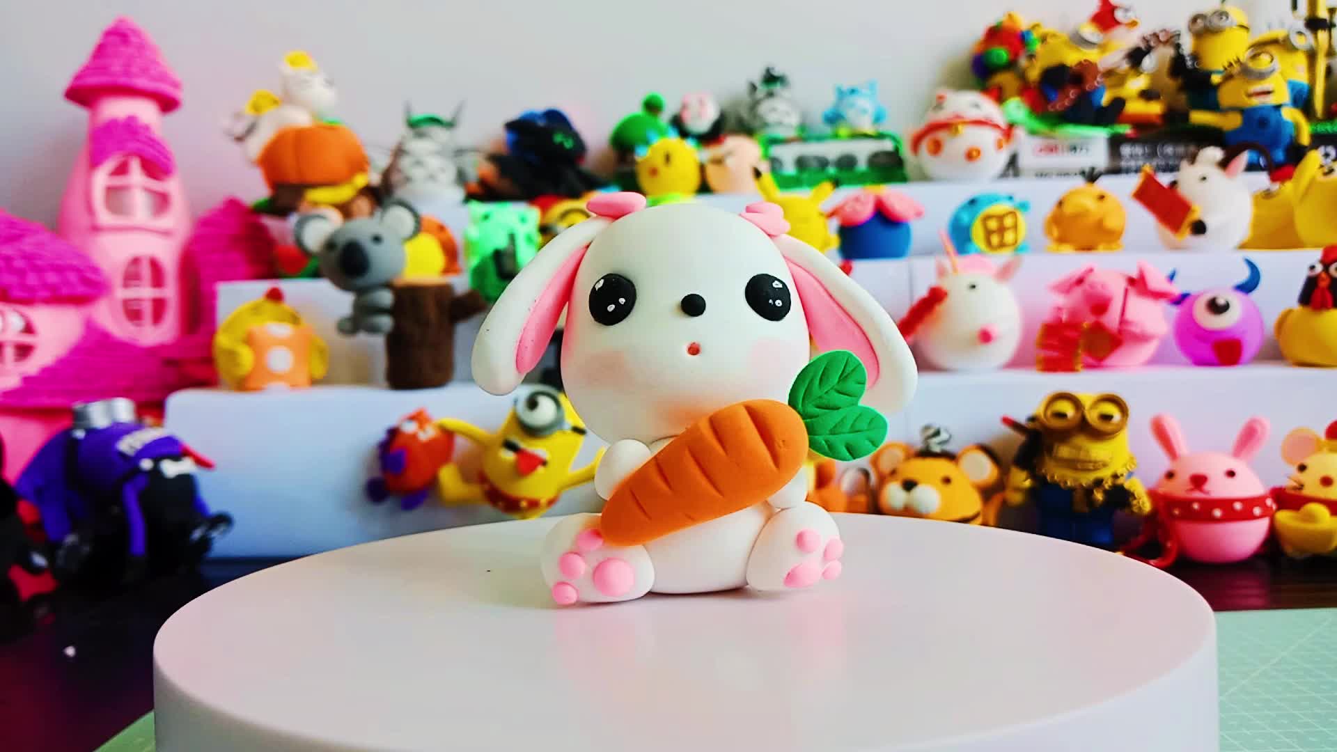 教你捏只小兔子,超简单可爱!带着宝宝一起捏吧!超轻粘土教学