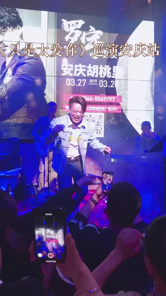 我这辈子错失了什么 好后悔  所以我知道下辈子不会遇见你  应为这辈子我让你太伤