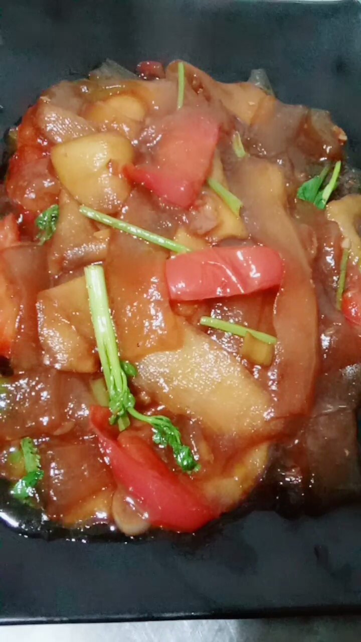 #美食#老黄瓜炒粉皮这样炒老费米饭了