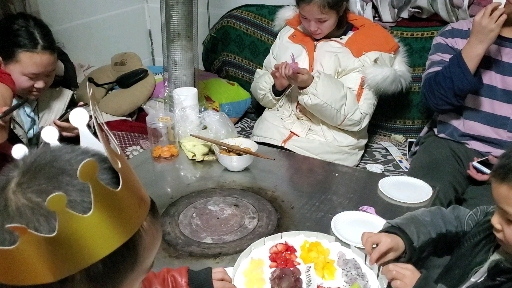 老婆生日儿子最兴奋有蛋糕可以吃