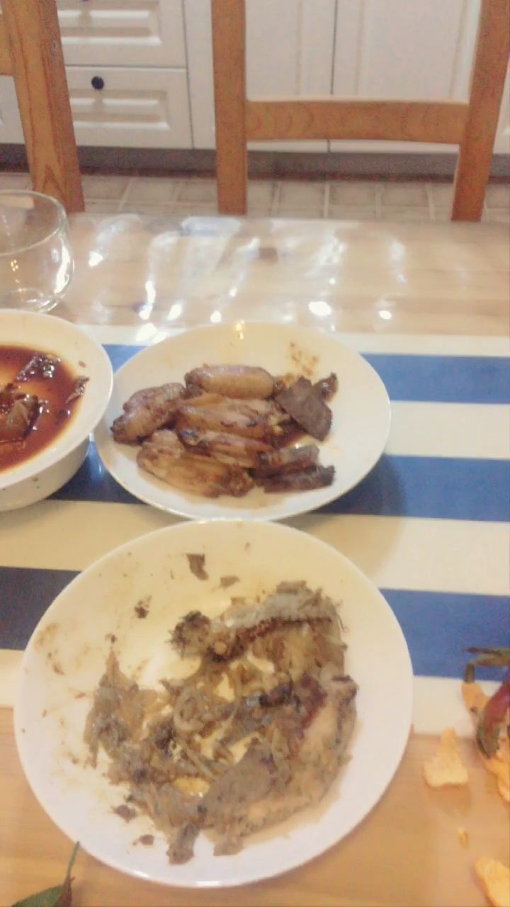 残渣剩饭