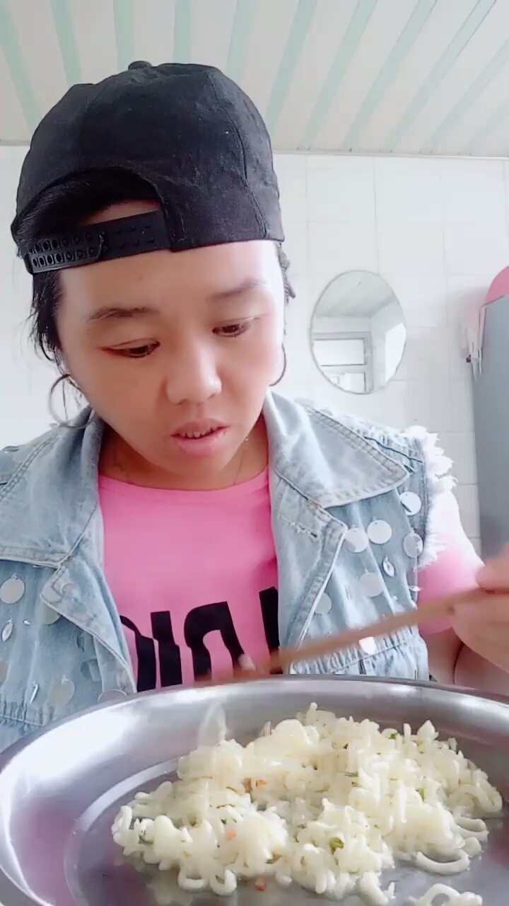 海参炒面,海参搁哪呢