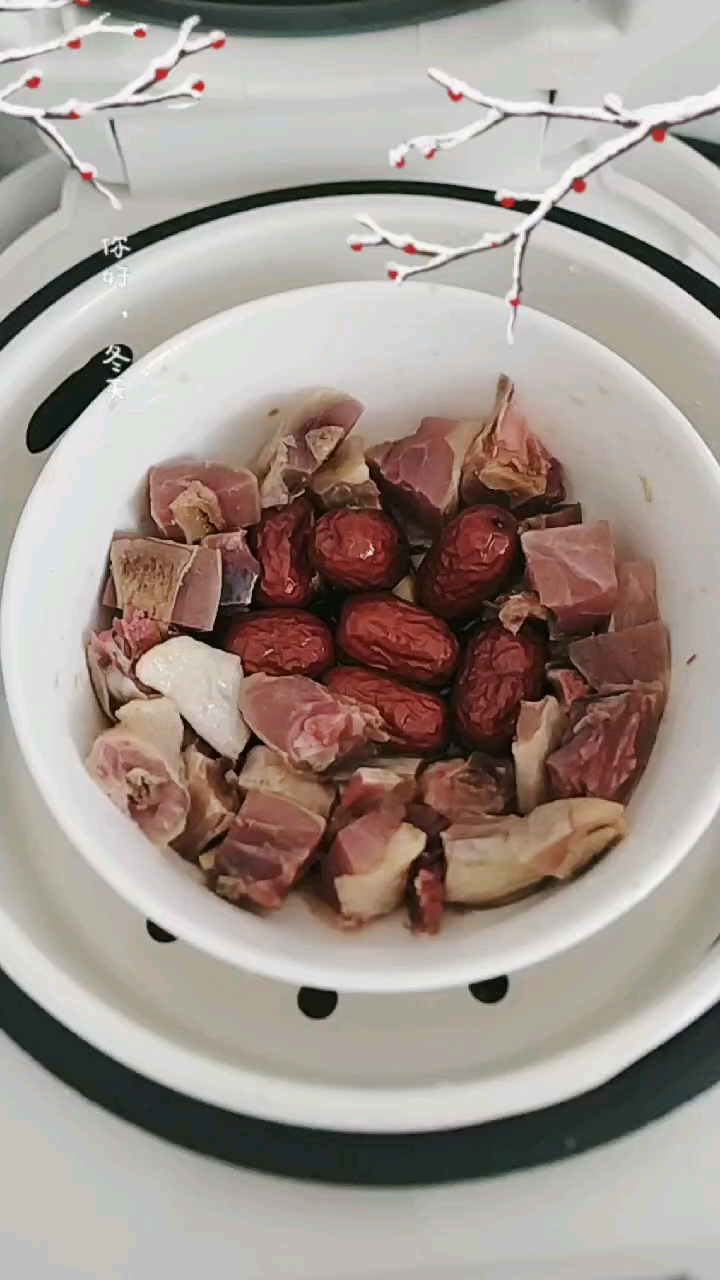 #音为有你#工作餐,清蒸红枣腊鸭腿,饭菜都有