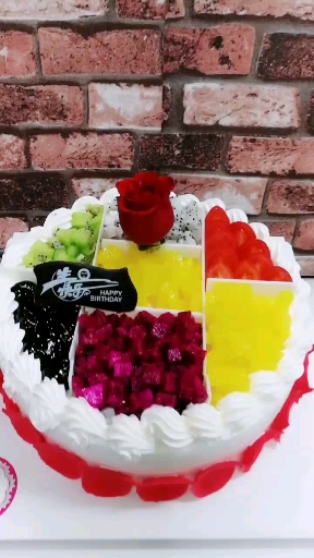 玫瑰花瓣蛋糕