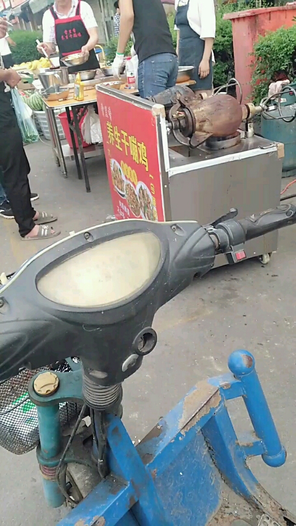 干蹦鸡～～～～