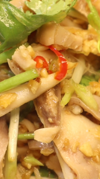 #美食#分享一道家常做法“沙姜拌猪肚”，爽脆惹味，制作简单一学就会