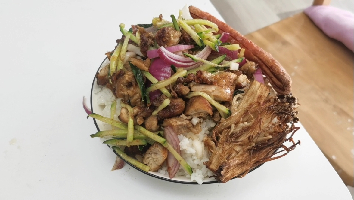 #食神大PK#王胖子100道外卖美食,烤肉拌饭,做法简单,香脆可口,快点试试吧