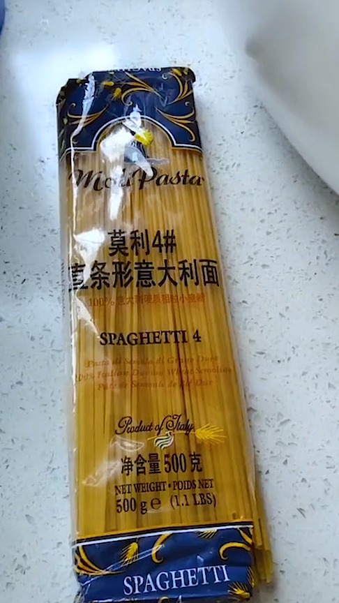 一日三餐没烦恼,今儿做个秘制小面条,既实惠还管饱