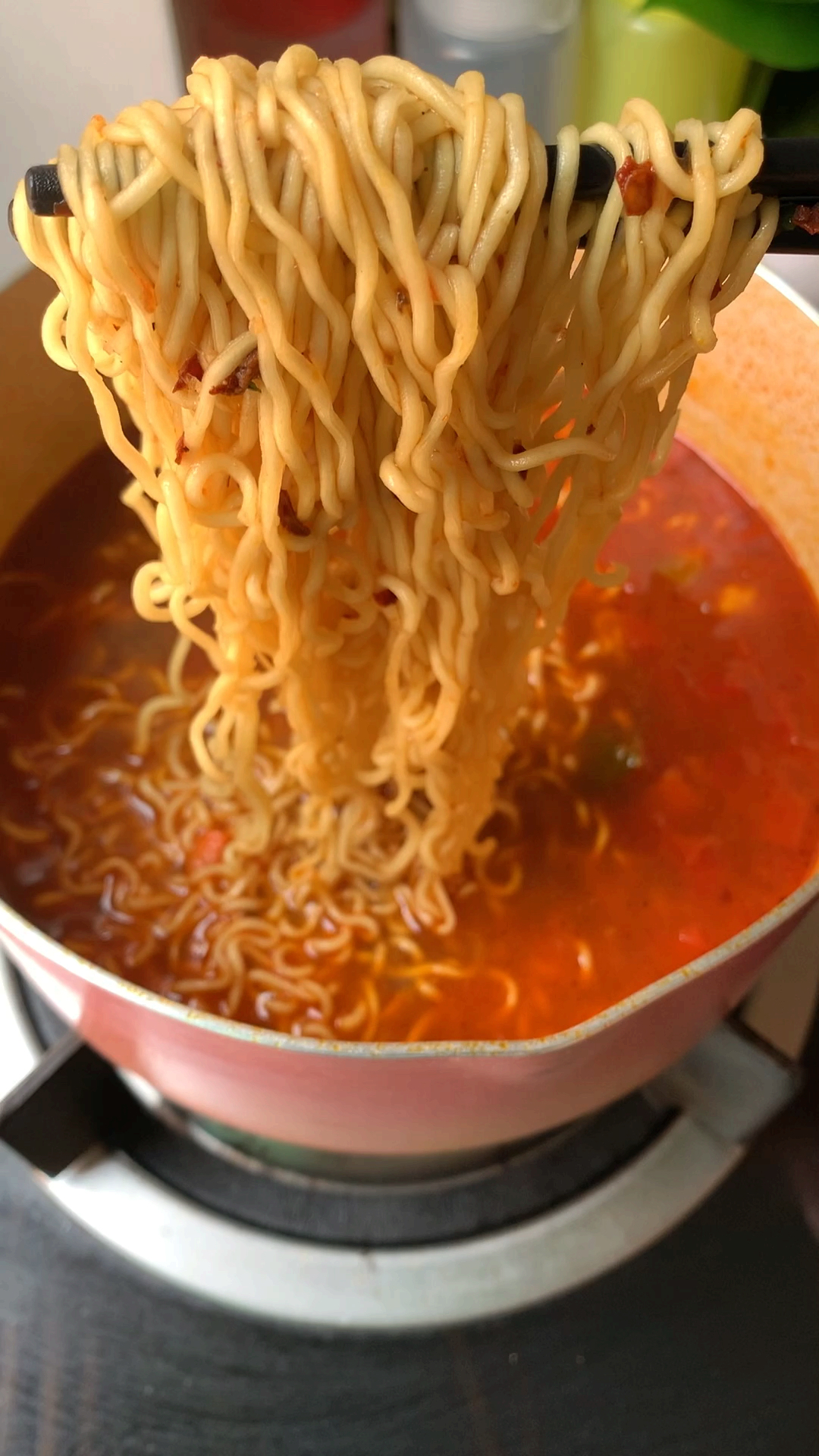 #美食#辫儿哥这个方法煮泡面真不错