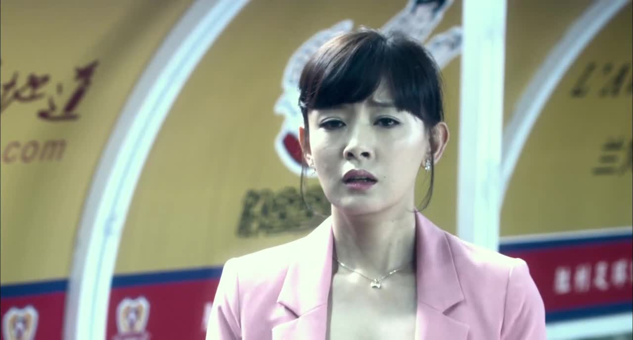 笑林足球:队长回归,众人像打了鸡血一样,在赛场上拼搏