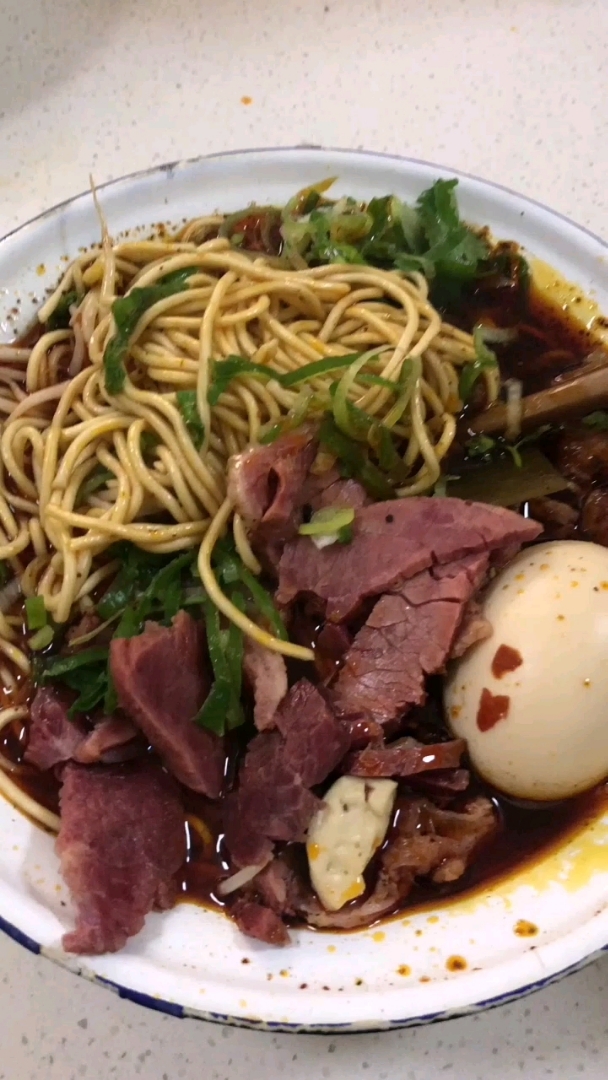 好吃的襄阳牛肉面!