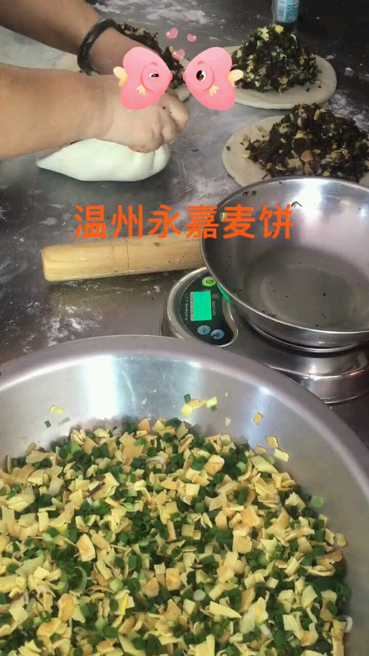 #温州名小吃麦饼#